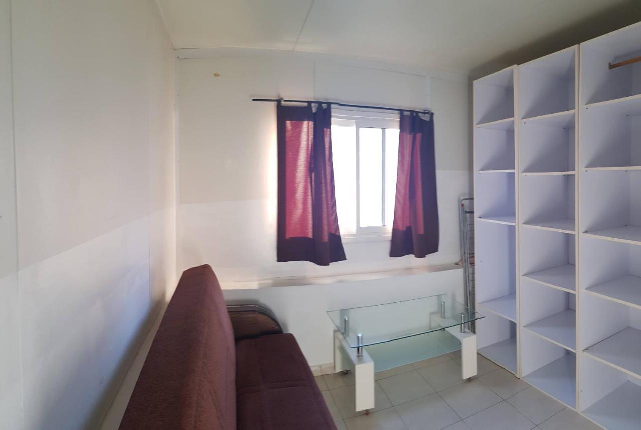 Cozy Flat With Parking Well-Placed Near Tlv Airport Lod Exterior photo